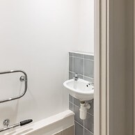 Host Stay Manchester Apartment