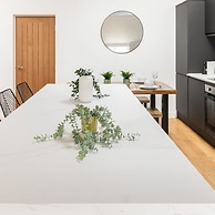 Host Stay Princes Place Hideaway V