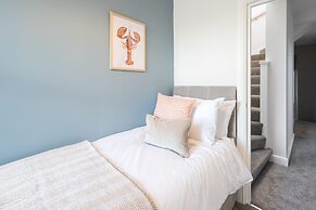 Host Stay Hithe House