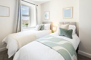 Host Stay Hithe House