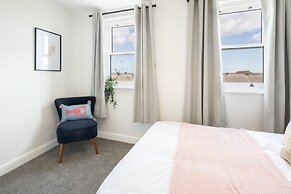 Host Stay Hithe House