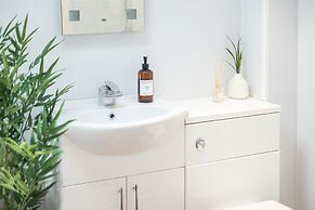 Host Stay Hithe House