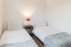 Host Stay Meadow Road