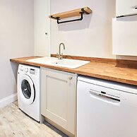 Host Stay Porter Cottage