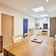 Host Stay Porter Cottage