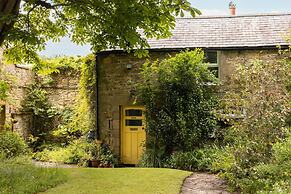 Host Stay Upper Lodge