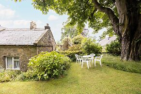 Host Stay Upper Lodge