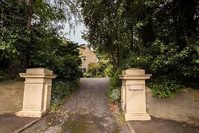 Host Stay Upper Lodge