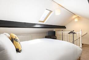 Host Stay Rigg Farm Cottage