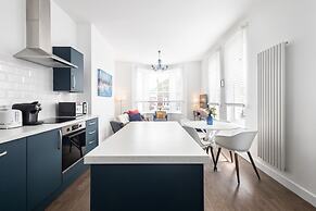 Host Stay Sanderling Chase