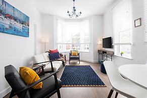 Host Stay Sanderling Chase