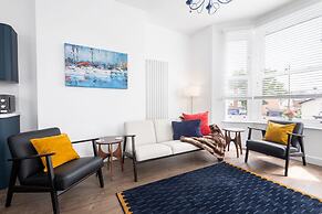 Host Stay Sanderling Chase