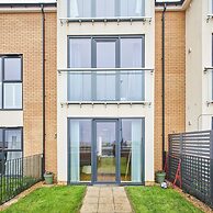 Host Stay Empress Point