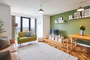 Host Stay Empress Point