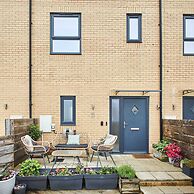 Host Stay Empress Point