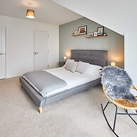 Host Stay Empress Point