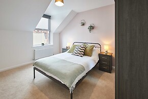 Host Stay Empress Point