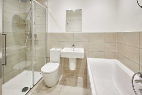 Host Stay Empress Point