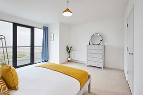 Host Stay Empress Point