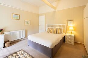 Host Stay Upper Lodge