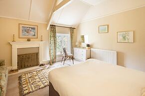 Host Stay Upper Lodge