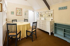 Host Stay Upper Lodge