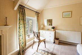 Host Stay Upper Lodge