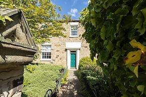 Host Stay St Margaret s Mews