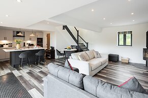 Host Stay The Stable