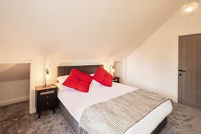 Host Stay The Stable