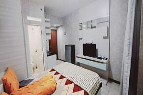 OYO 94097 Dealova Room