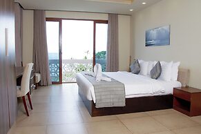The Royal Shaza Suites