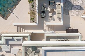 Elia Cove Luxury Villas & Residences