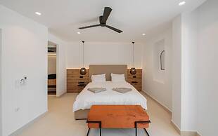 Elia Cove Luxury Villas & Residences