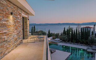 Elia Cove Luxury Villas & Residences