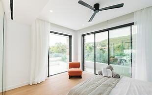 Elia Cove Luxury Villas & Residences