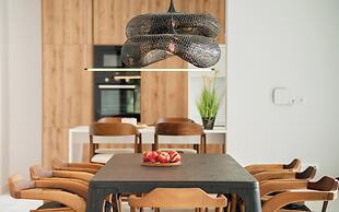 Elia Cove Luxury Villas & Residences