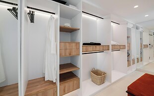 Elia Cove Luxury Villas & Residences