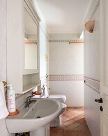 Meravigghia Apartment