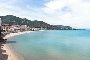 Meravigghia Apartment