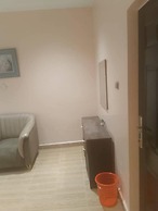 Claramojisola - Eunice Apartments