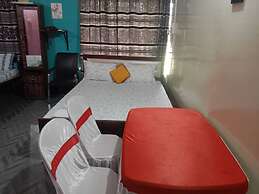 Akshita Guest House By GRB