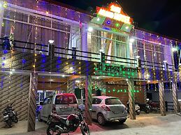 Shri Anand Hotel Berinag