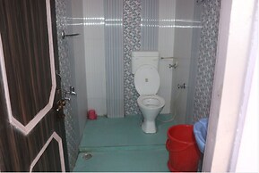 Shri Anand Hotel Berinag