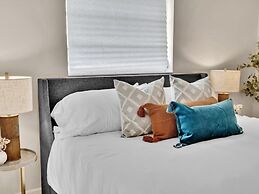 Casa Maya 3br Home With Pool In Hollywood Hills 3 Bedroom Home by RedA