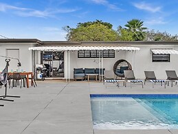 Casa Maya 3br Home With Pool In Hollywood Hills 3 Bedroom Home by RedA