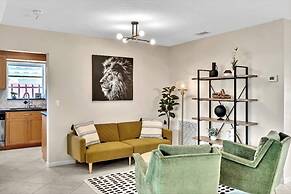 Casa Maya 3br Home With Pool In Hollywood Hills 3 Bedroom Home by RedA