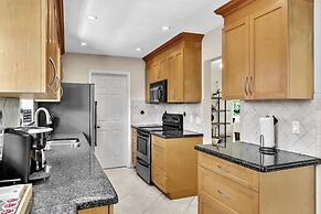 Casa Maya 3br Home With Pool In Hollywood Hills 3 Bedroom Home by RedA