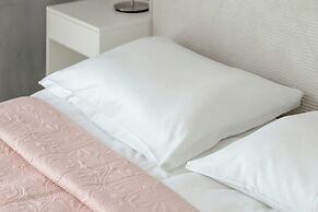 Starowiejska With Parking by Renters