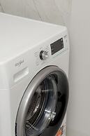 Starowiejska With Parking by Renters